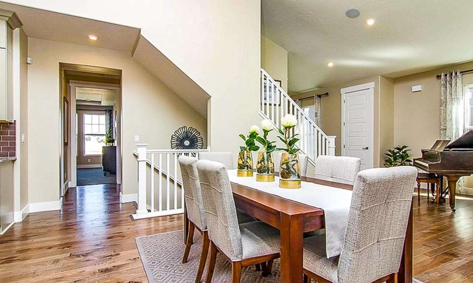 Laurel Dining Room