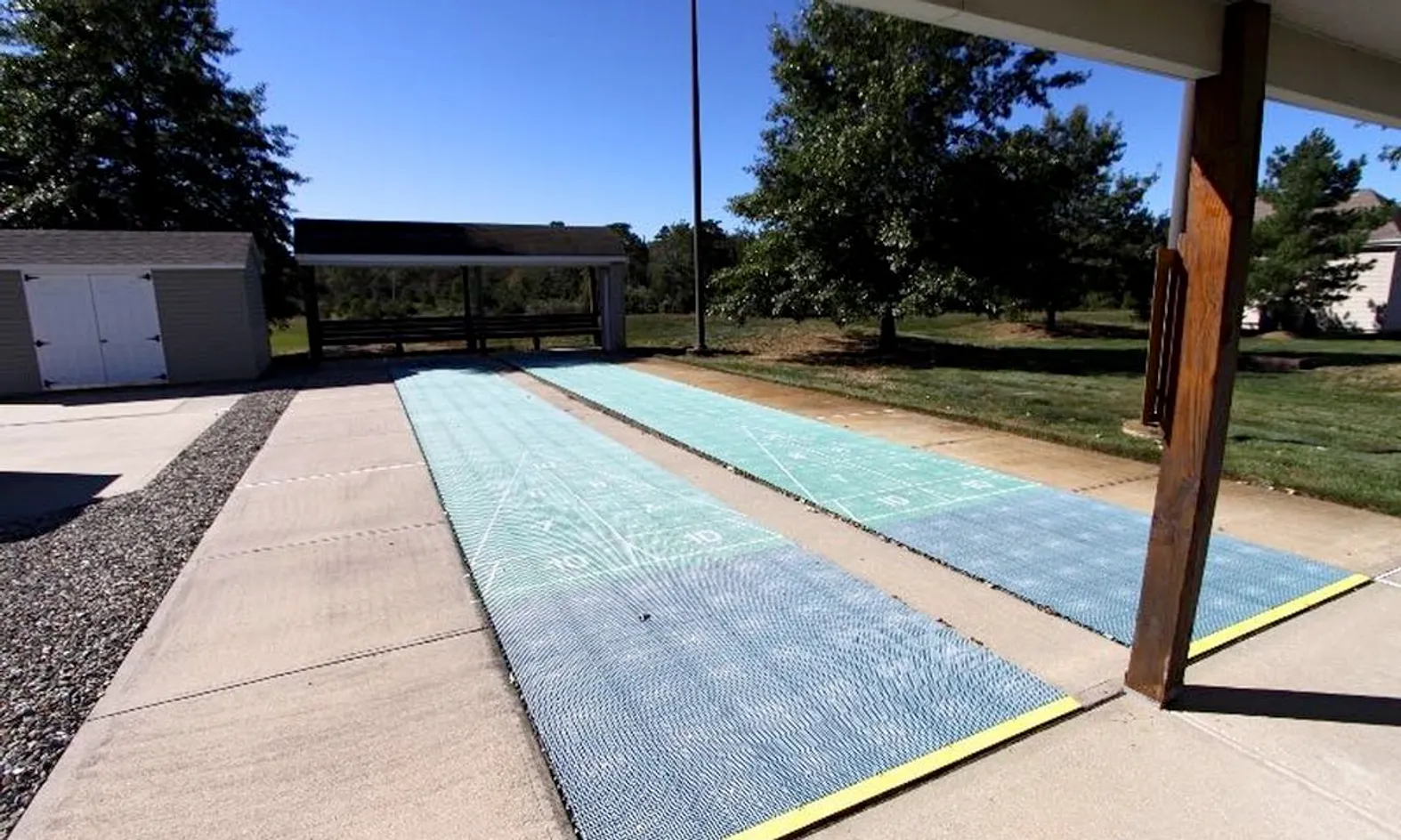 2 Shuffleboard Courts