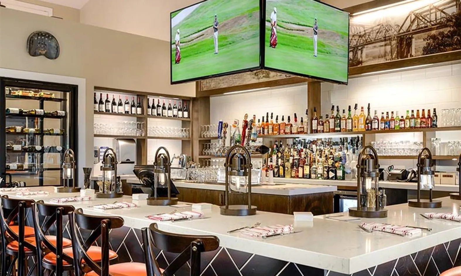 Clubhouse Bar