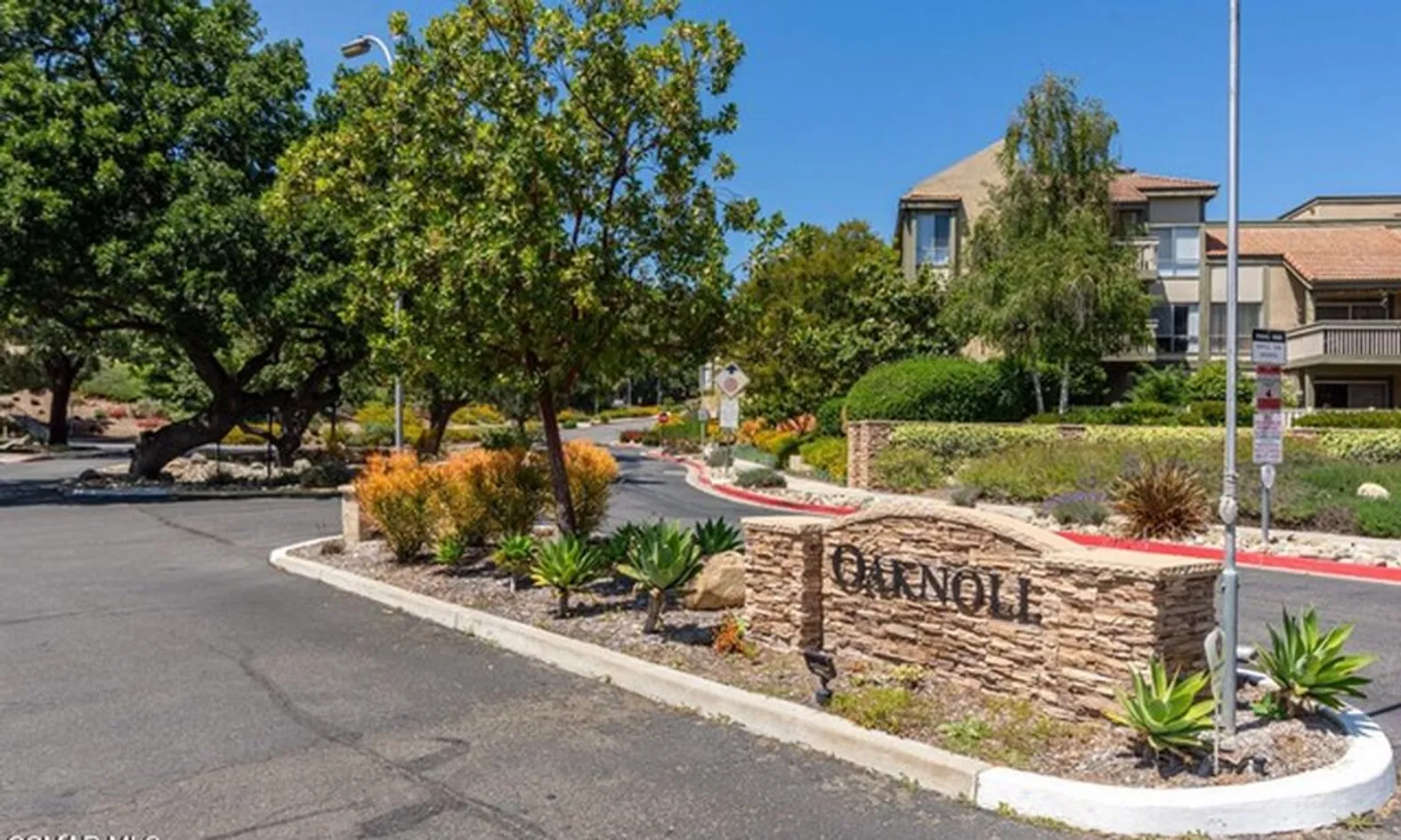 Oaknoll Villas