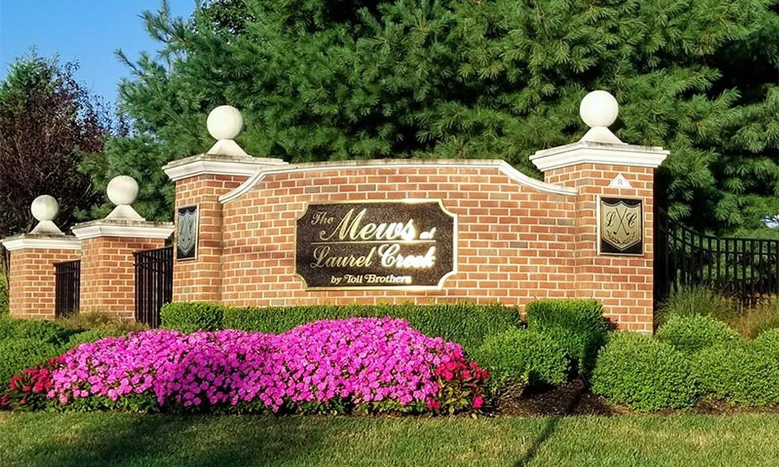 Community Entrance Sign