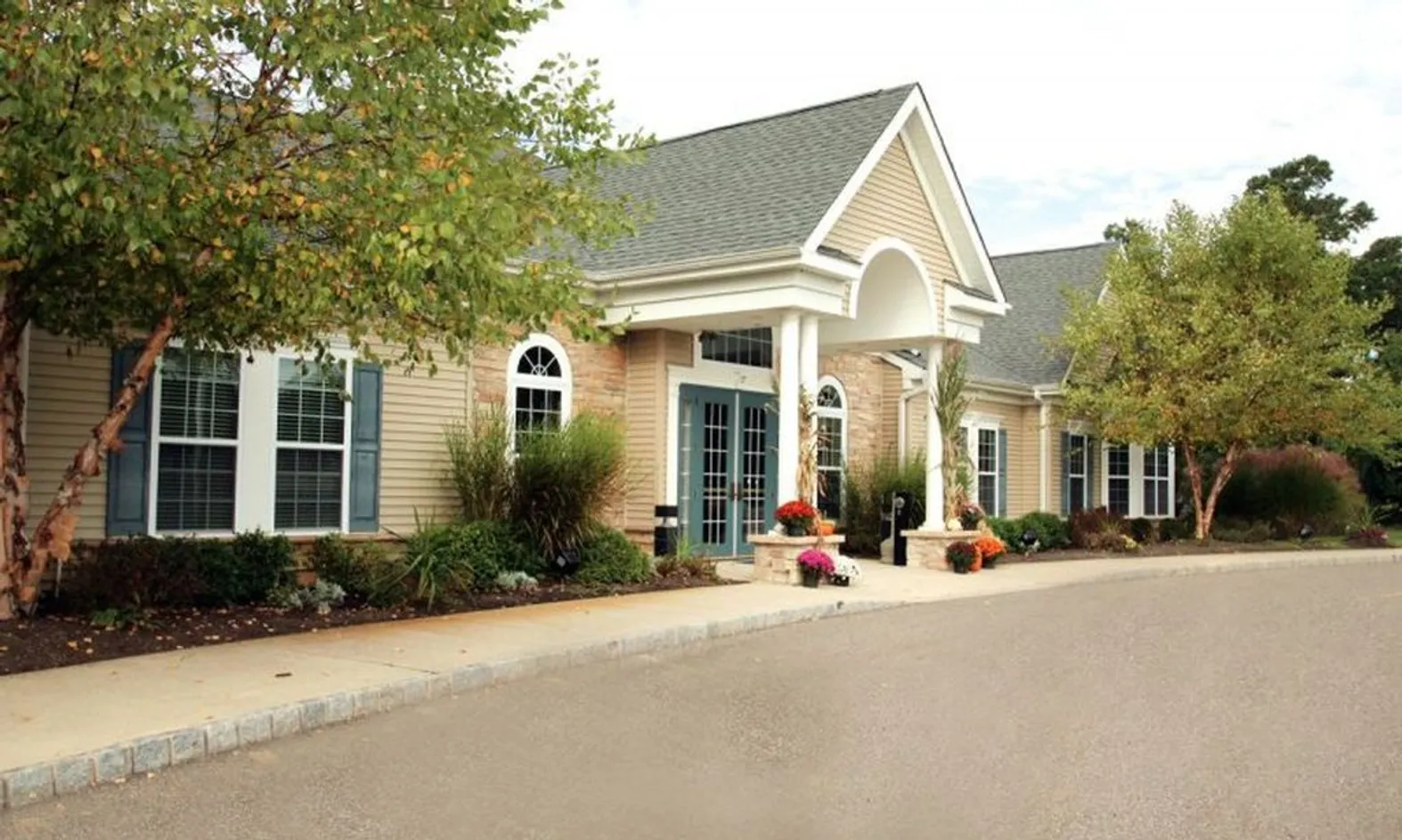 8,000+ Sq. Ft. Clubhouse