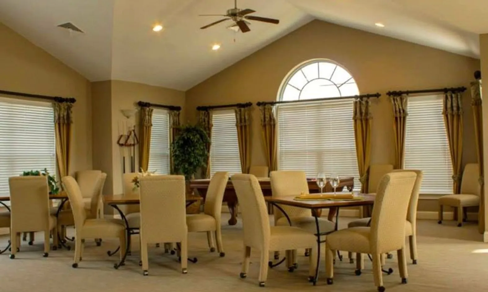 Hobby & Game Room