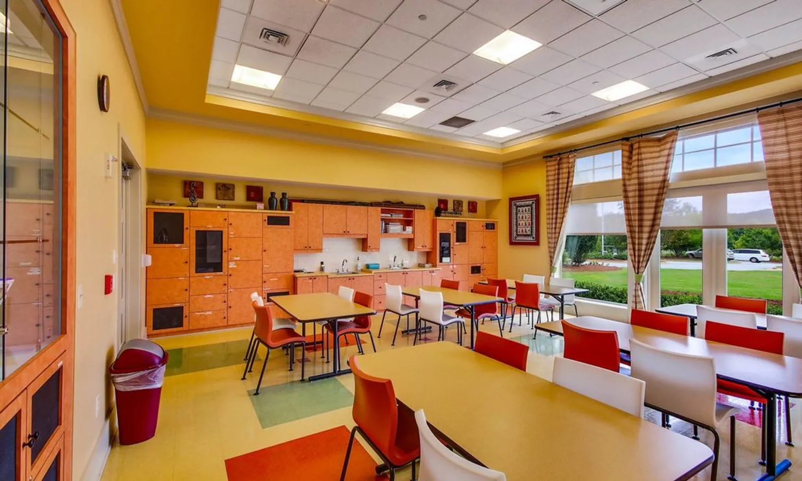 Arts & Crafts Studio