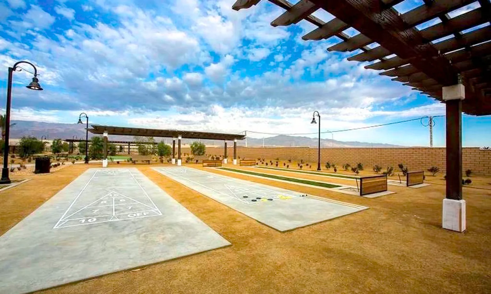 2 Shuffleboard Courts