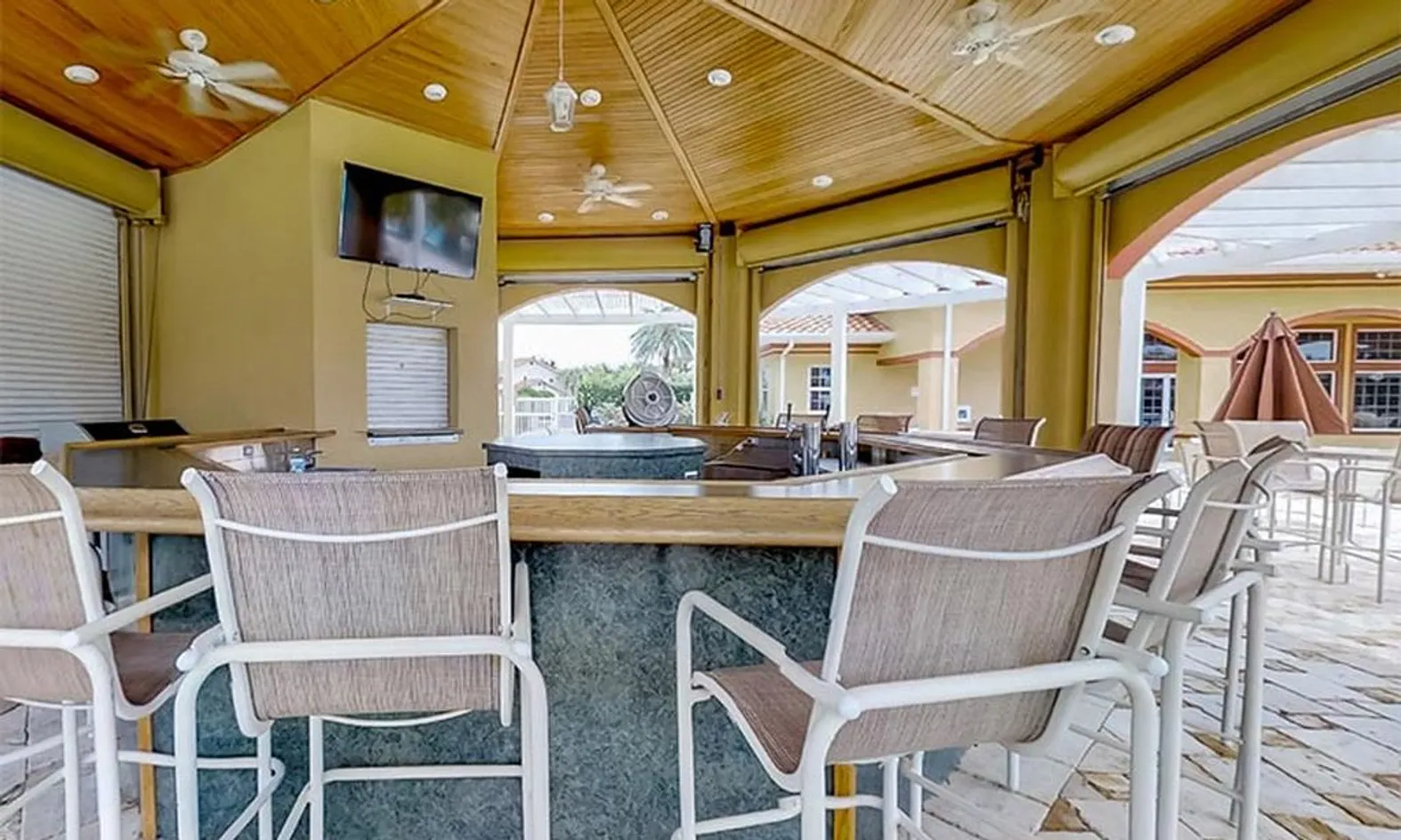 Outdoor Lounge
