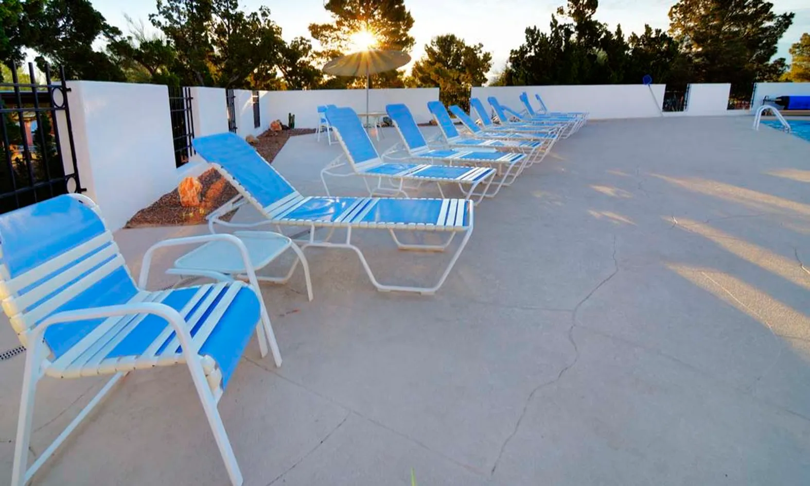 Poolside Seating