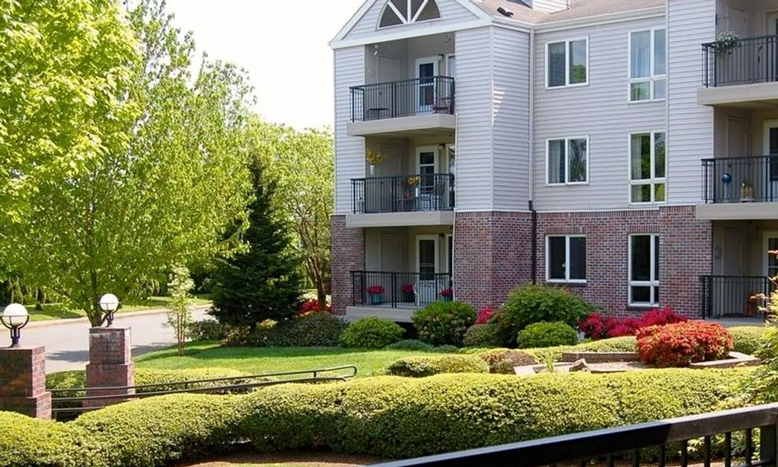 Scenic Community