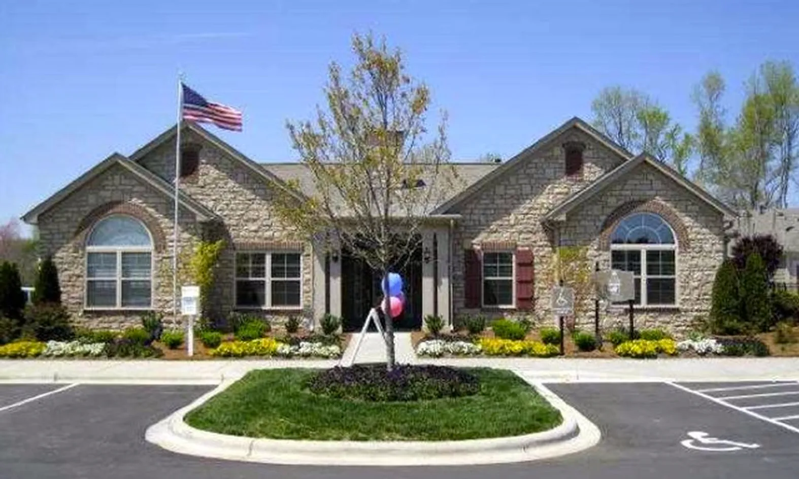 Polo Club at Matthews - Matthews, NC