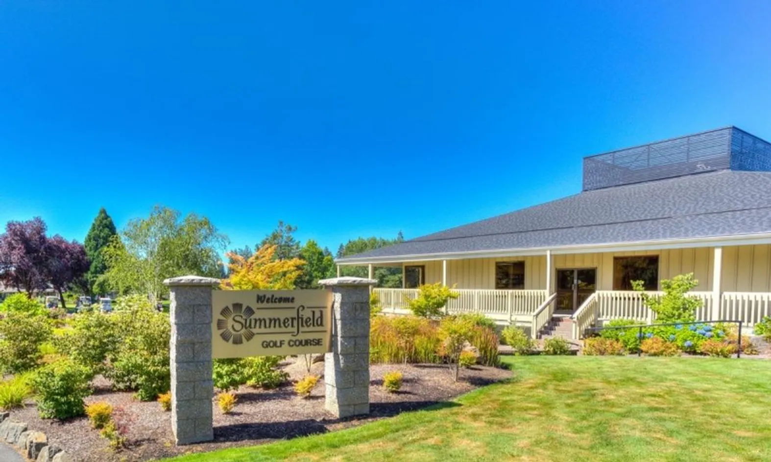 Golf Clubhouse