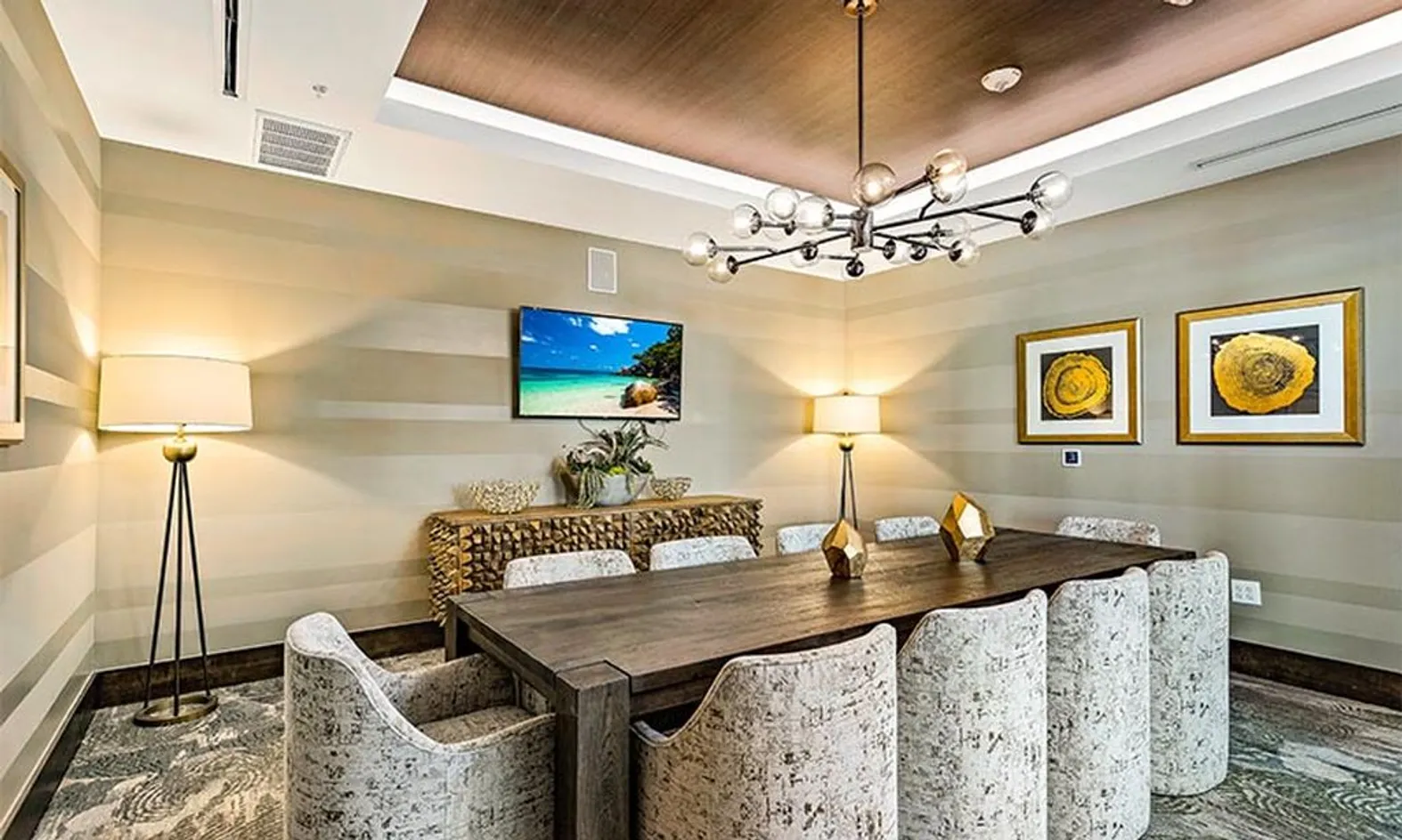 Private Meeting Rooms