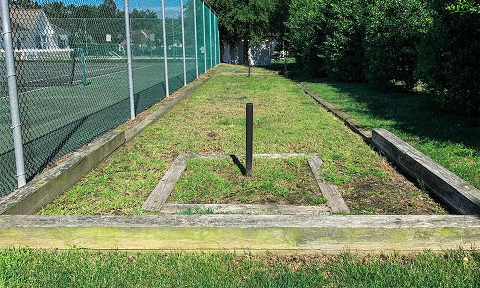 Horseshoe Pit