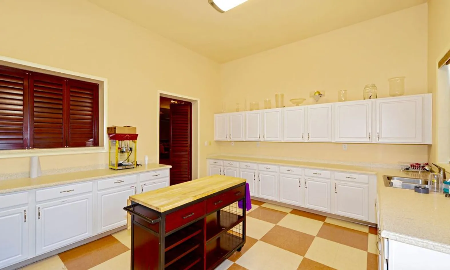 Catering Kitchen