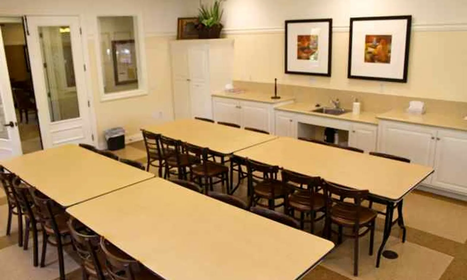 Arts & Crafts Studio