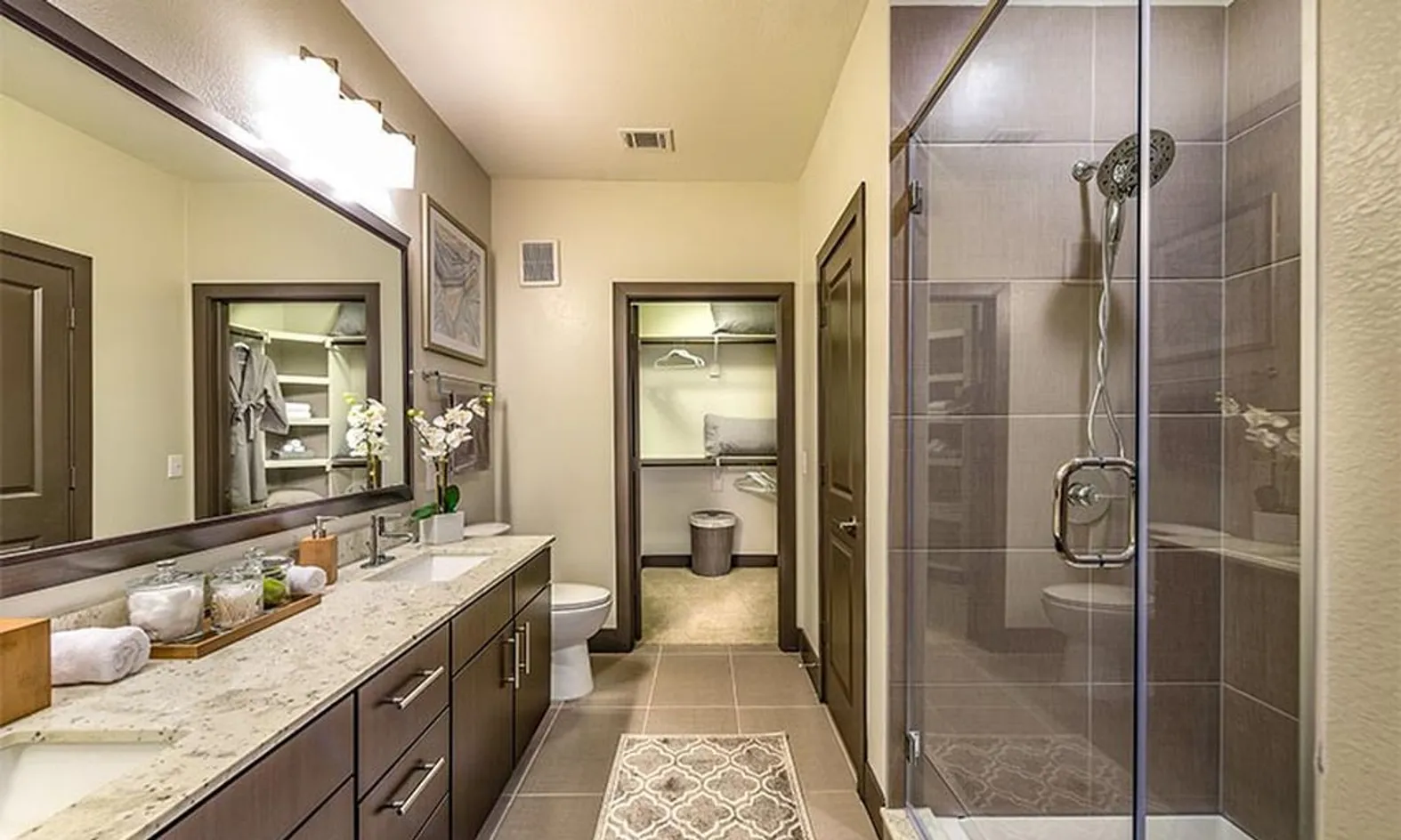 Spacious Walk-In Closets & Elegant Bathrooms