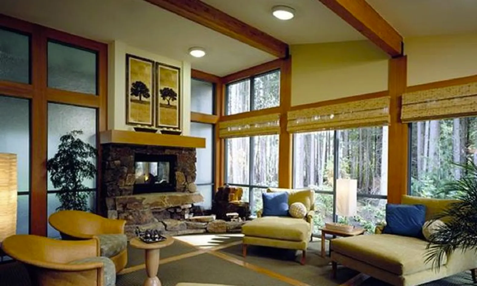 Fireplace Lounge