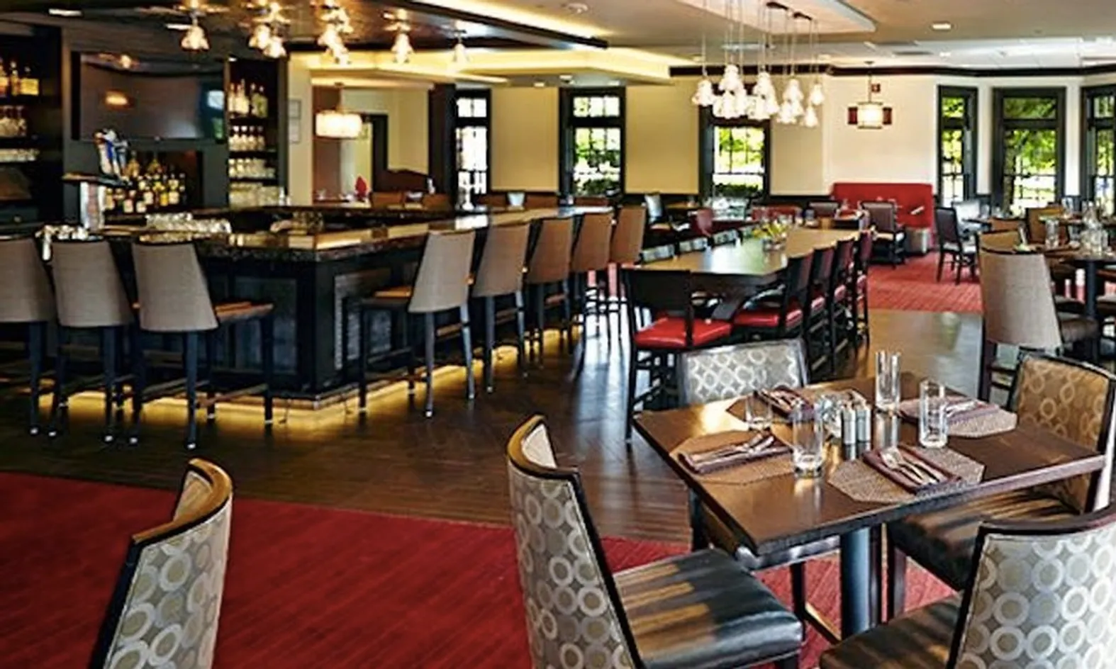 Bar & Restaurant