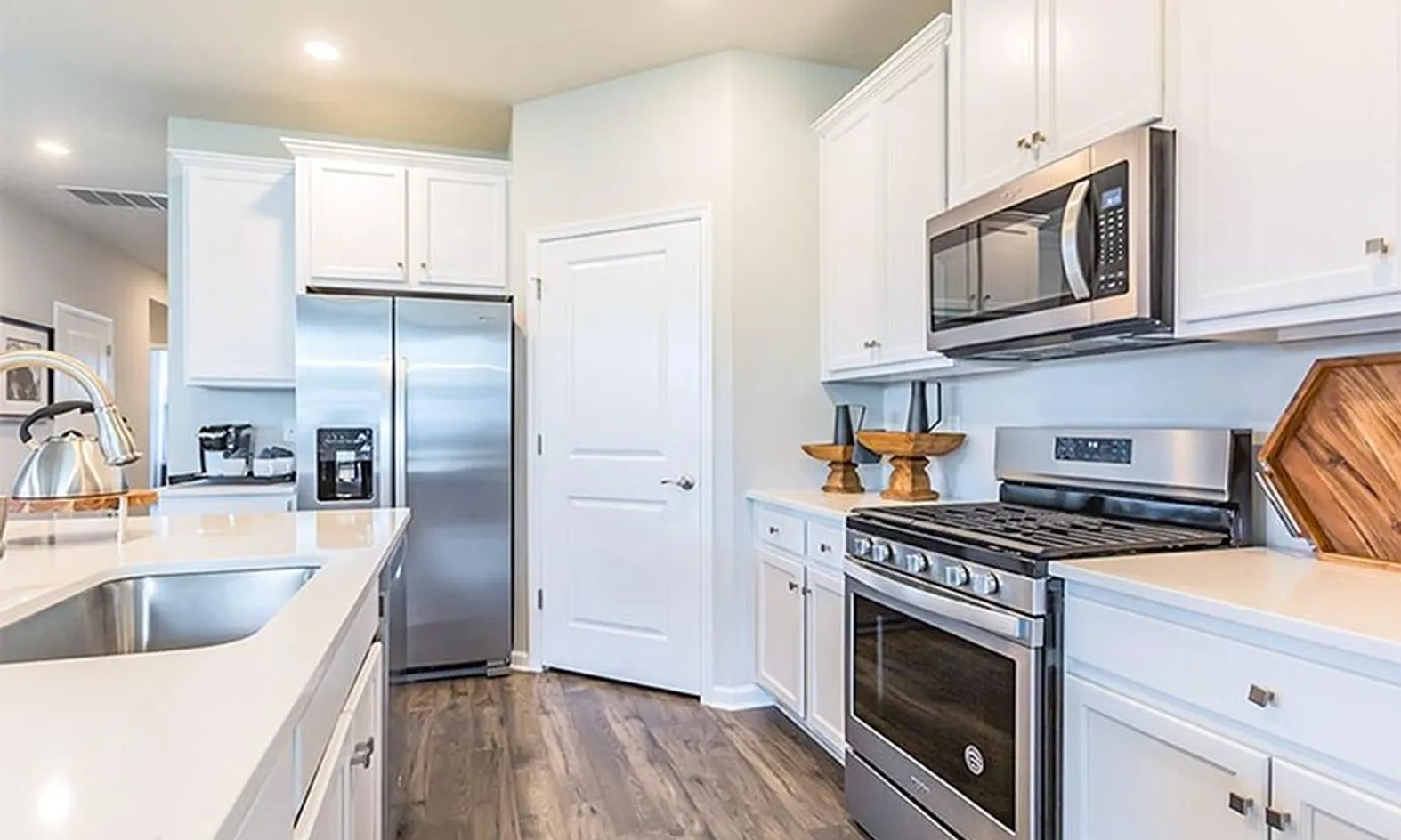 Model Kitchen