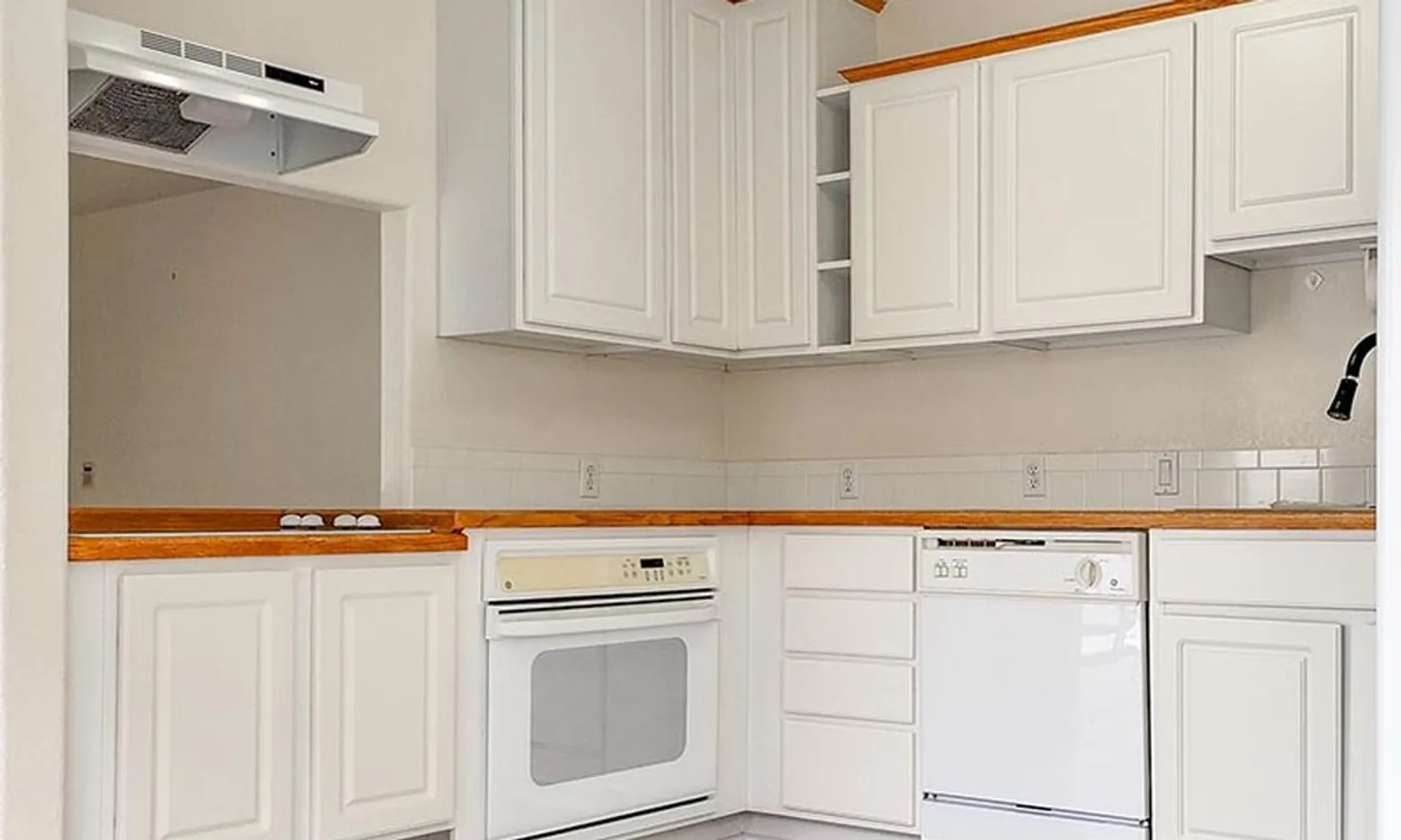 Model Kitchen