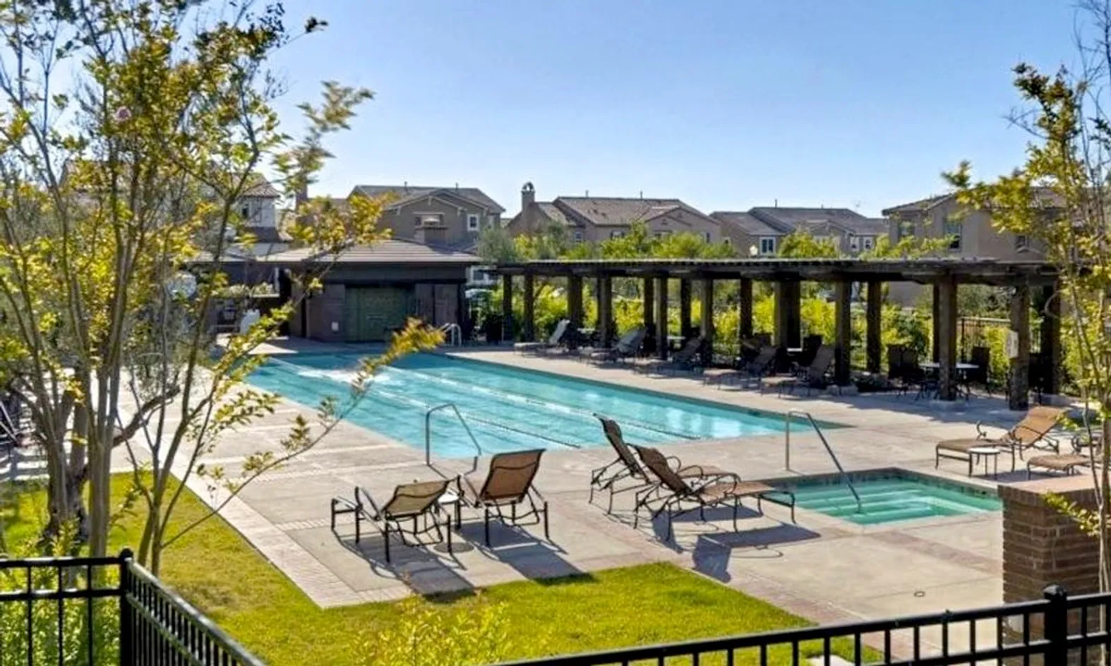 11 Outdoor Pools