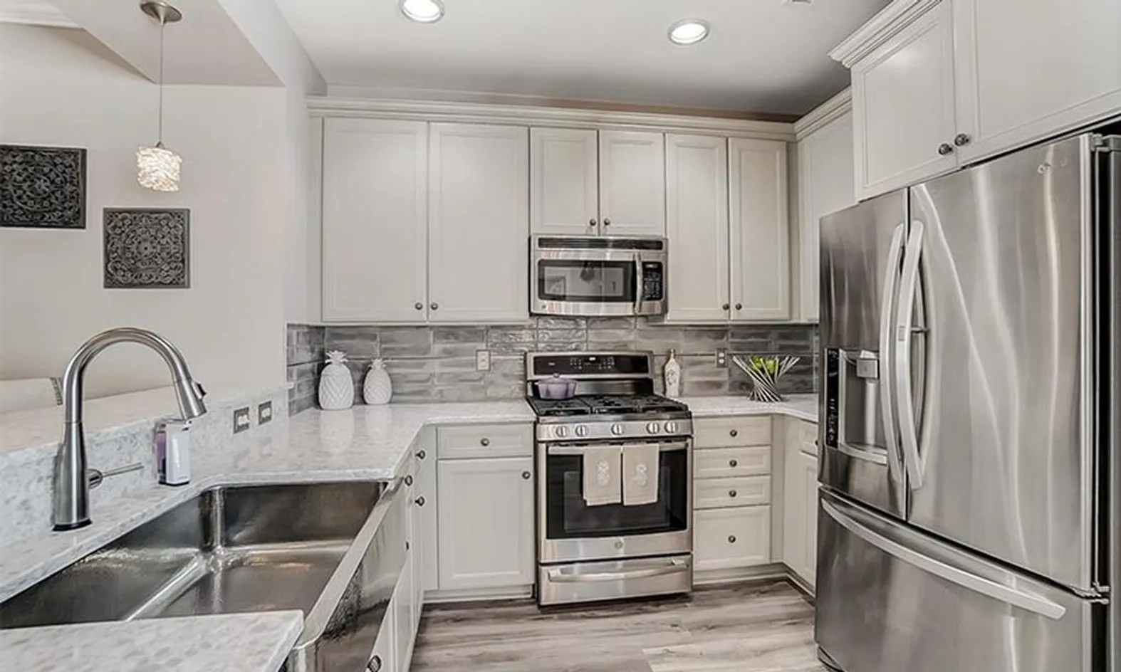 Model Kitchen