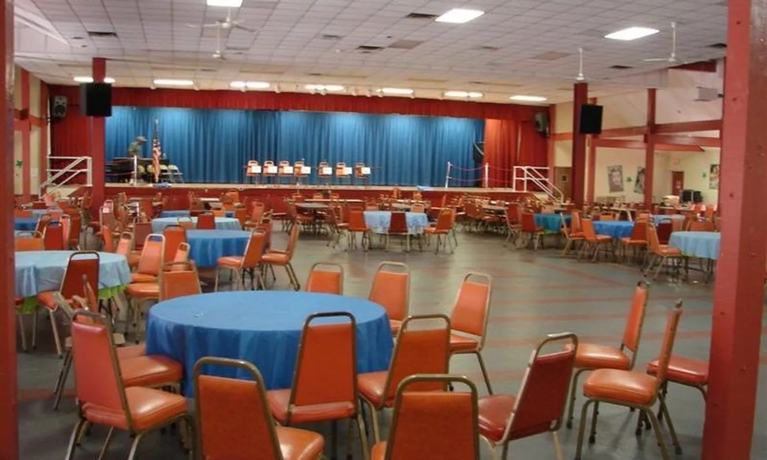 Ballroom & Stage