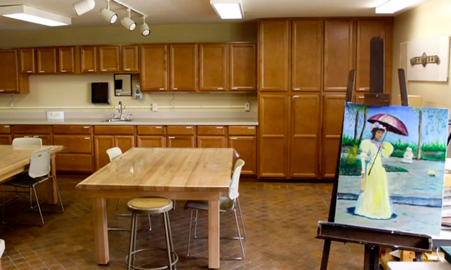 Arts & Crafts Studio