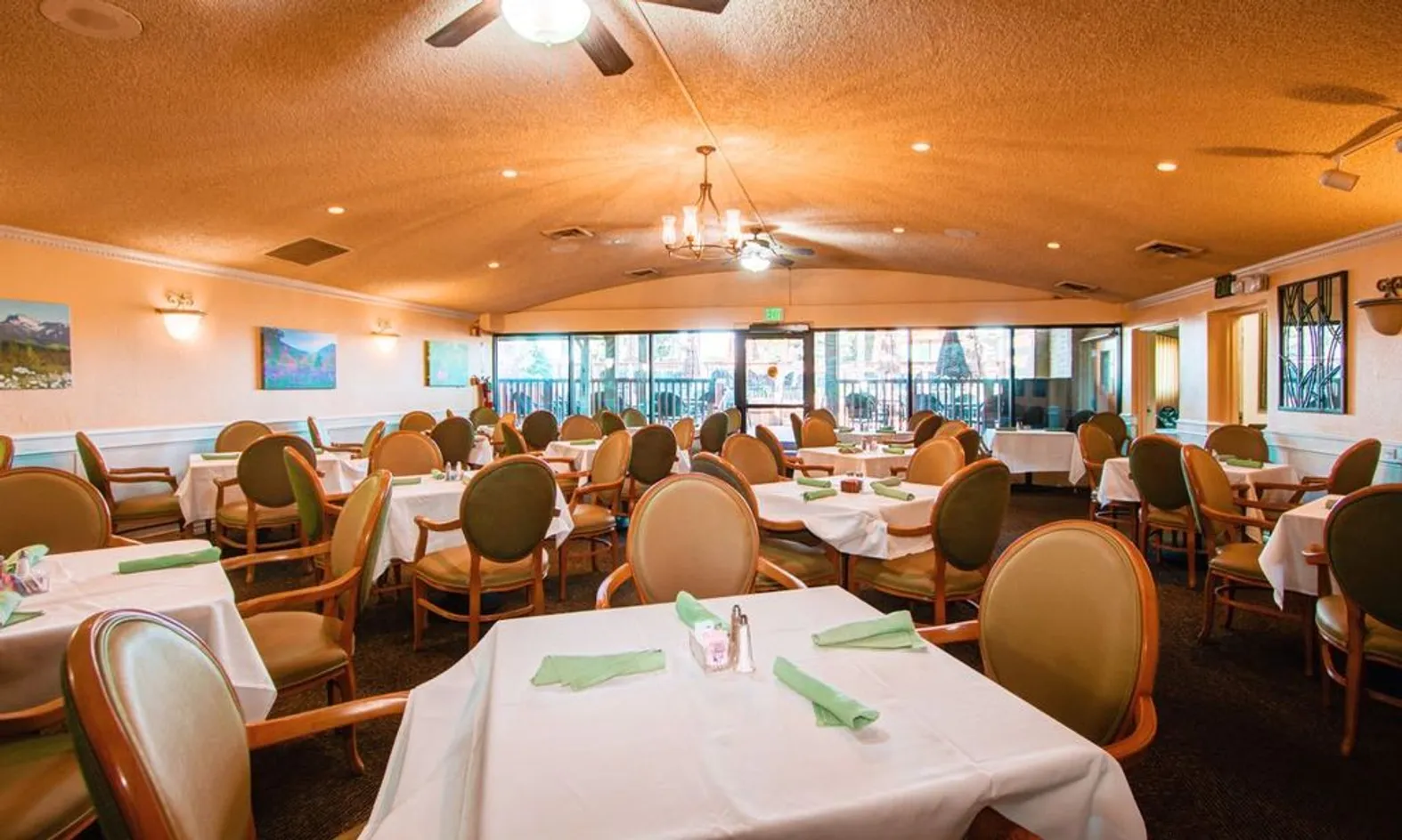 Blossoms Restaurant