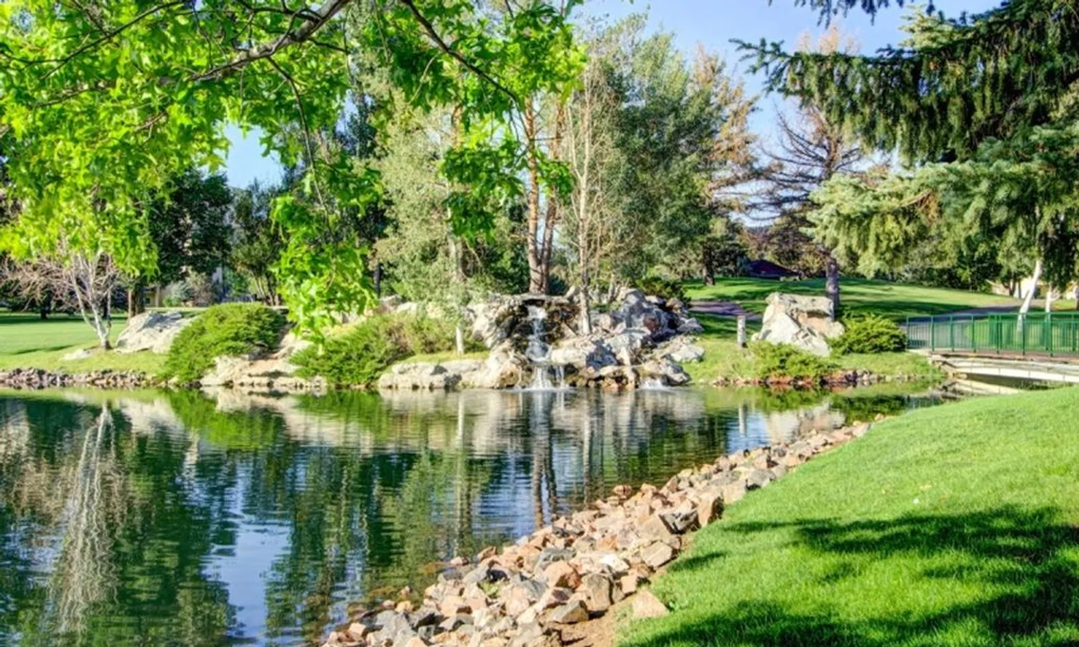 Scenic Ponds