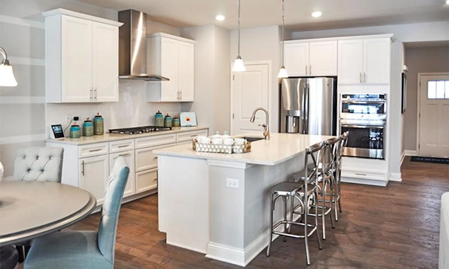 Model Kitchen