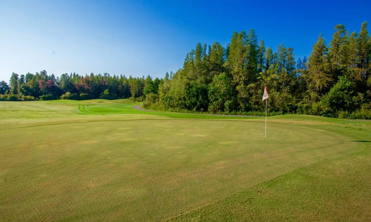 Aqua Driving Range