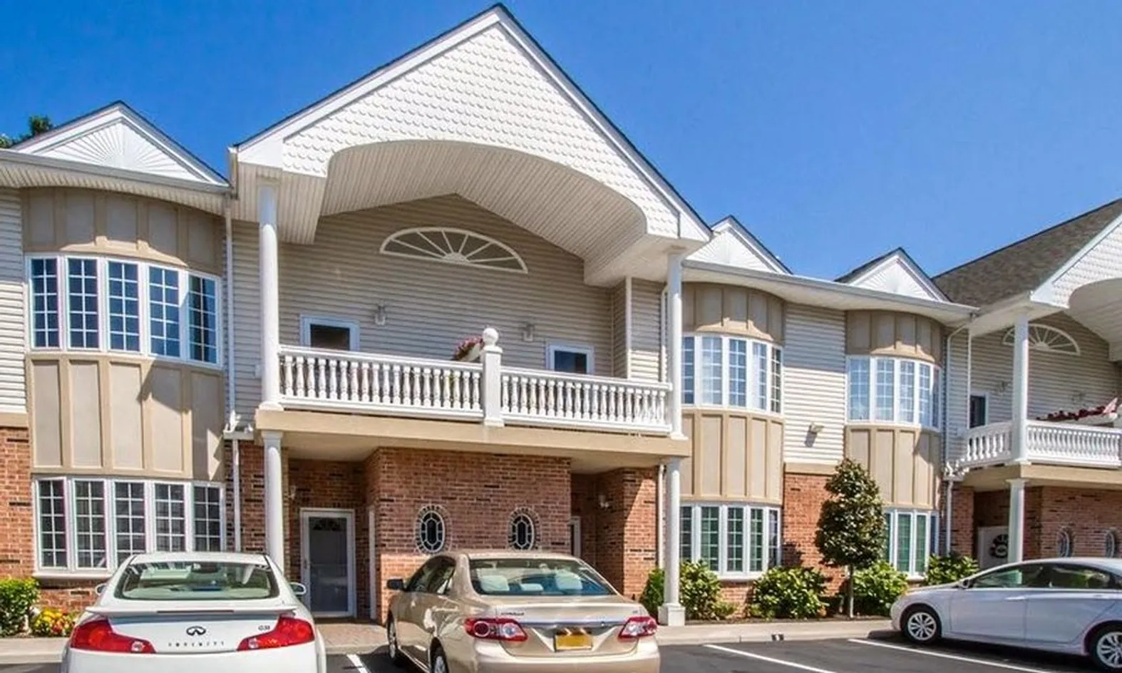 138 Condominiums