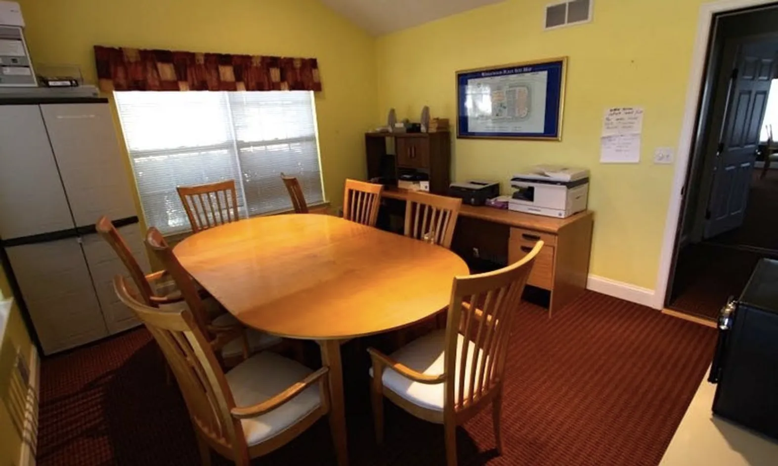 Arts & Crafts Room