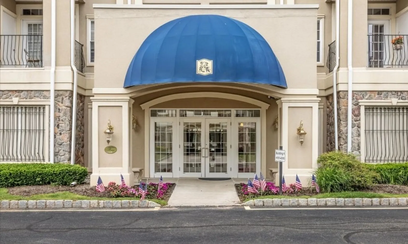 Winthrop Court