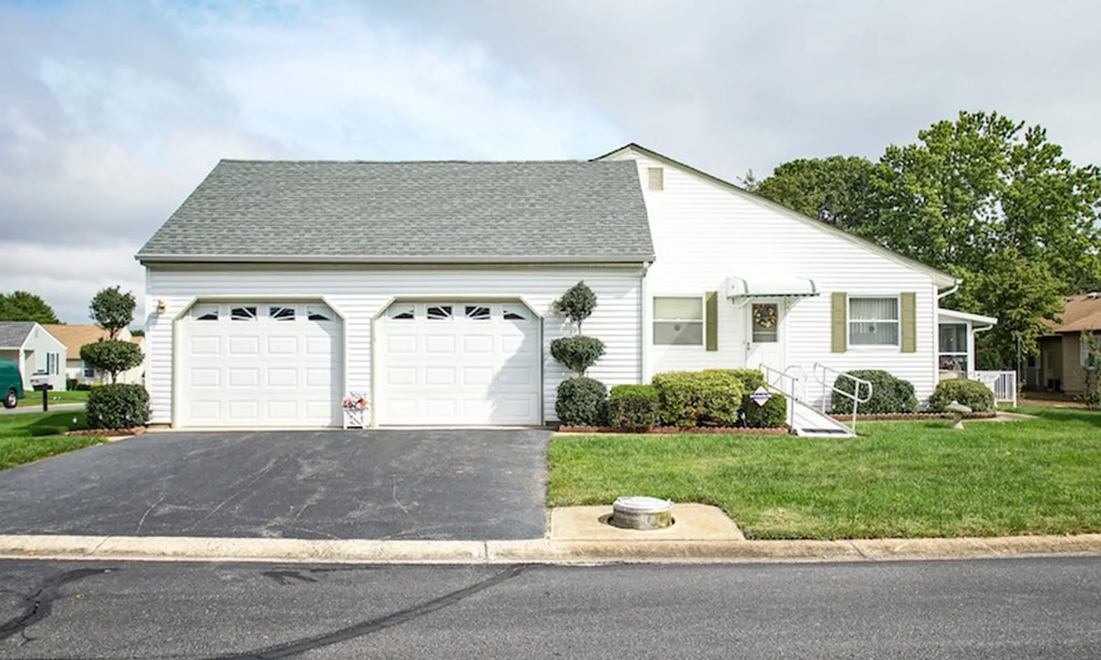 1,141 Homes