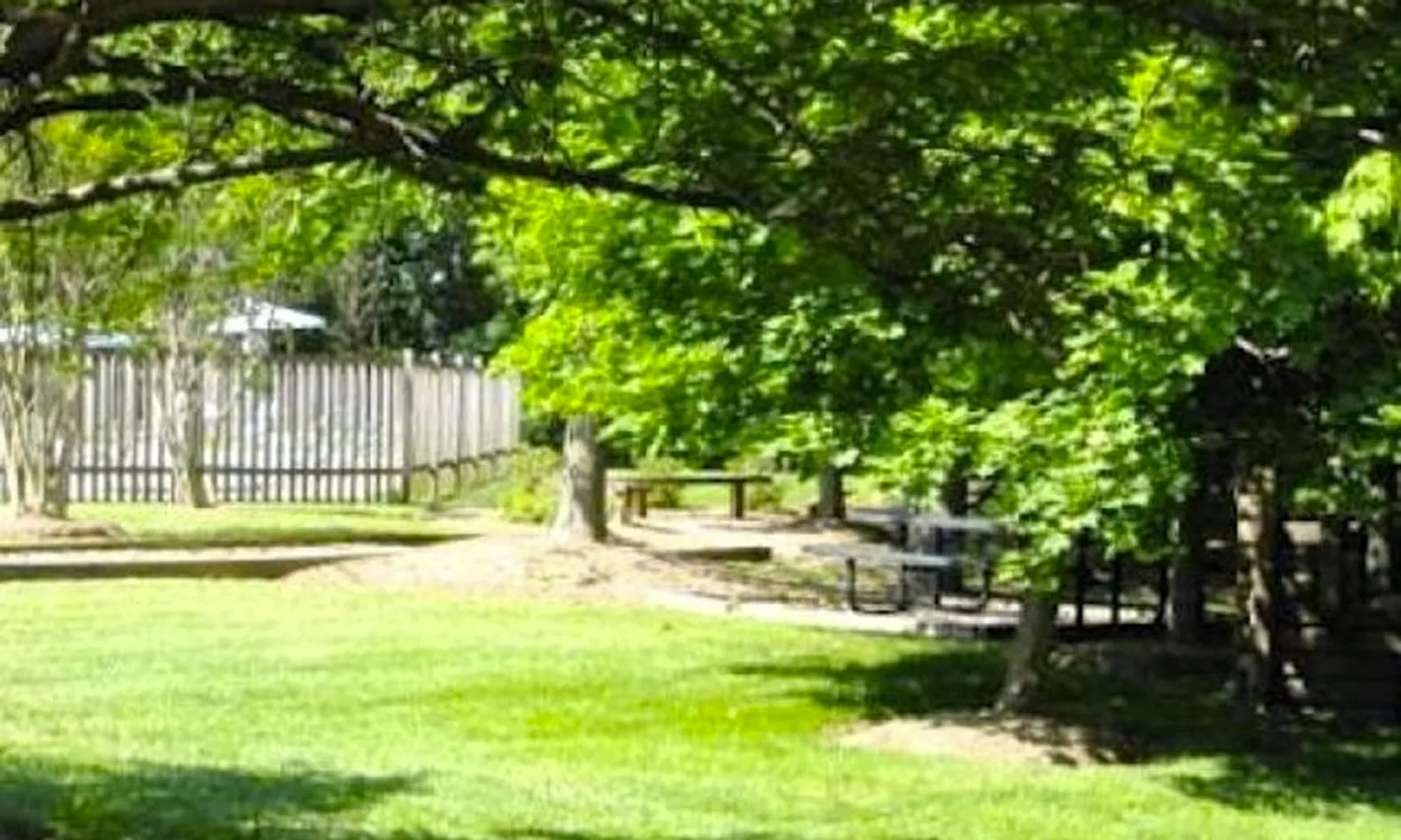 Park & Picnic Area