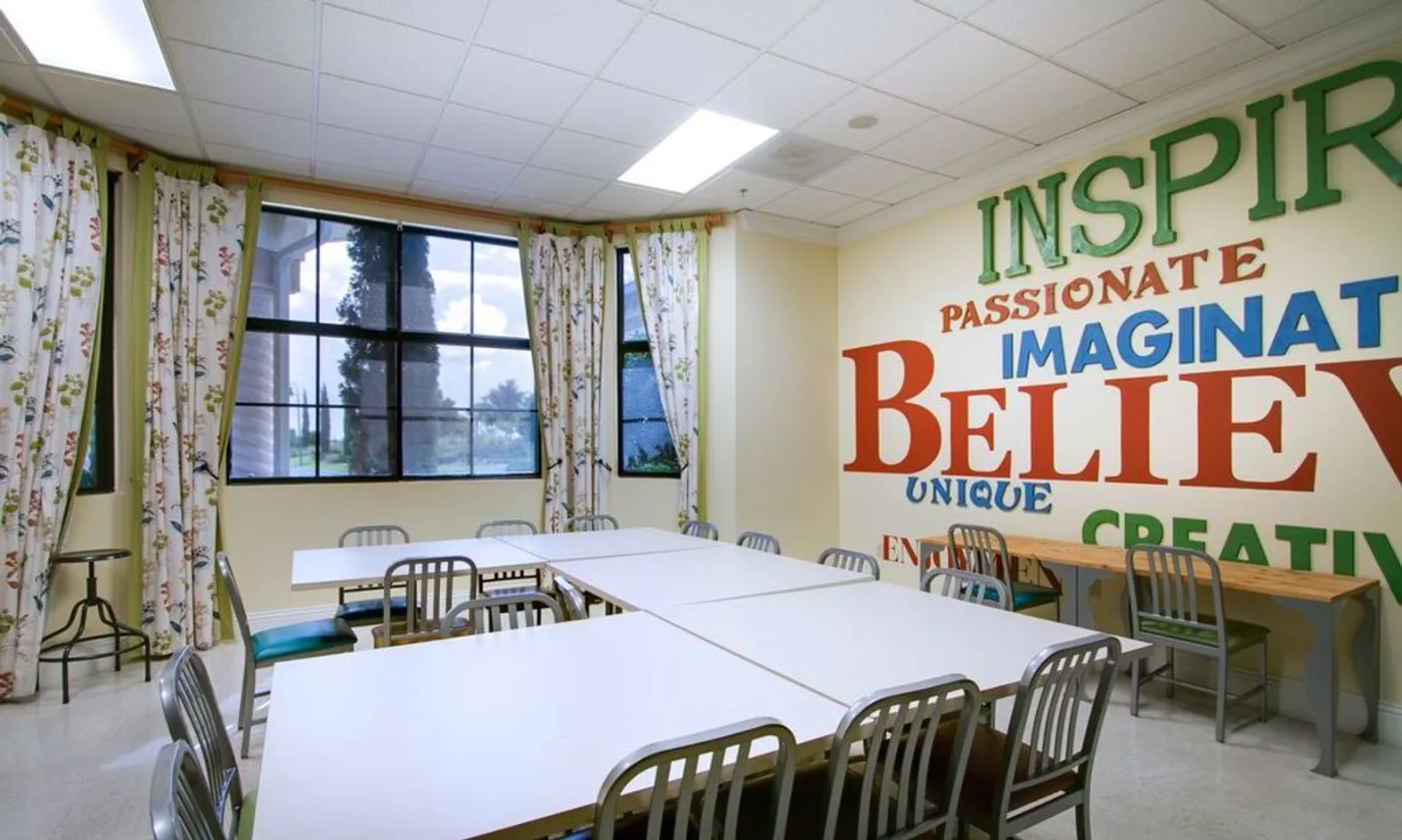 Arts & Crafts Studio