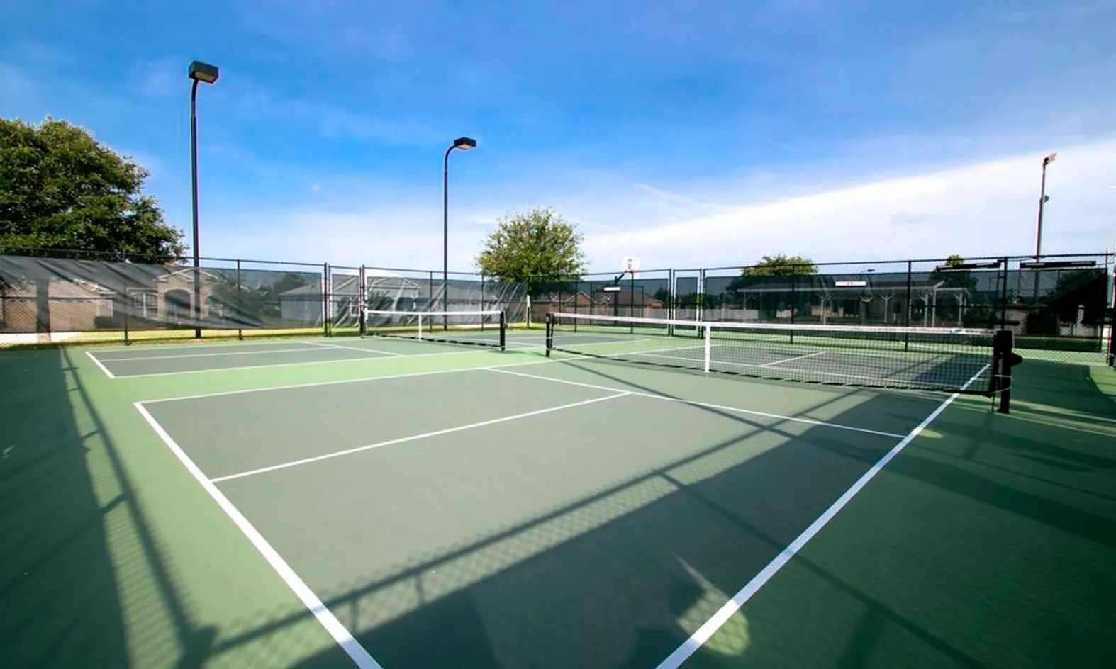 2 Tennis Courts