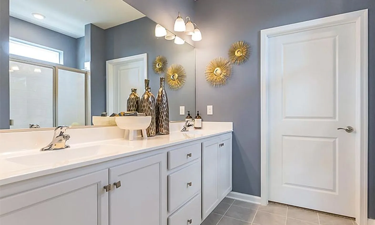 Model Master Bath