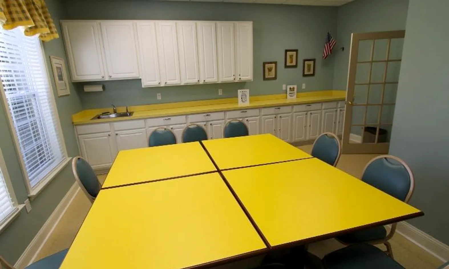 Arts & Crafts Studio
