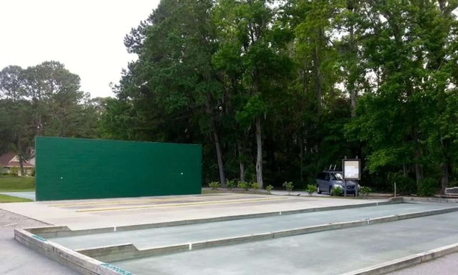 Bocce Ball & Shuffleboard Courts