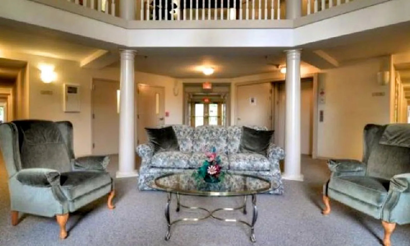 Clubhouse Lobby