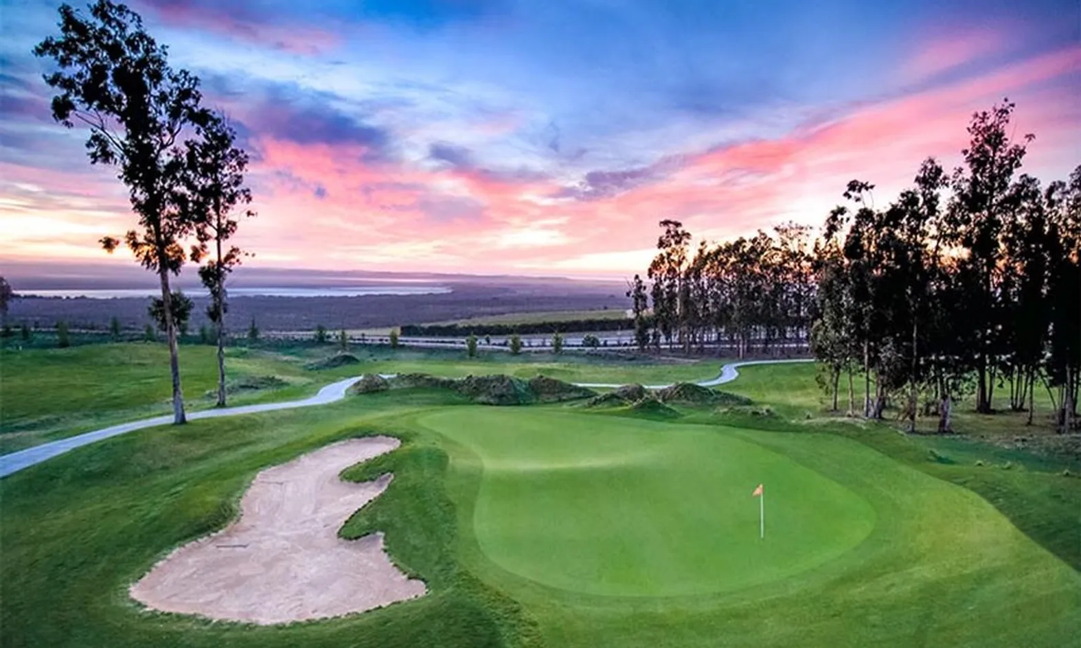 12-Hole Challenge Golf Course