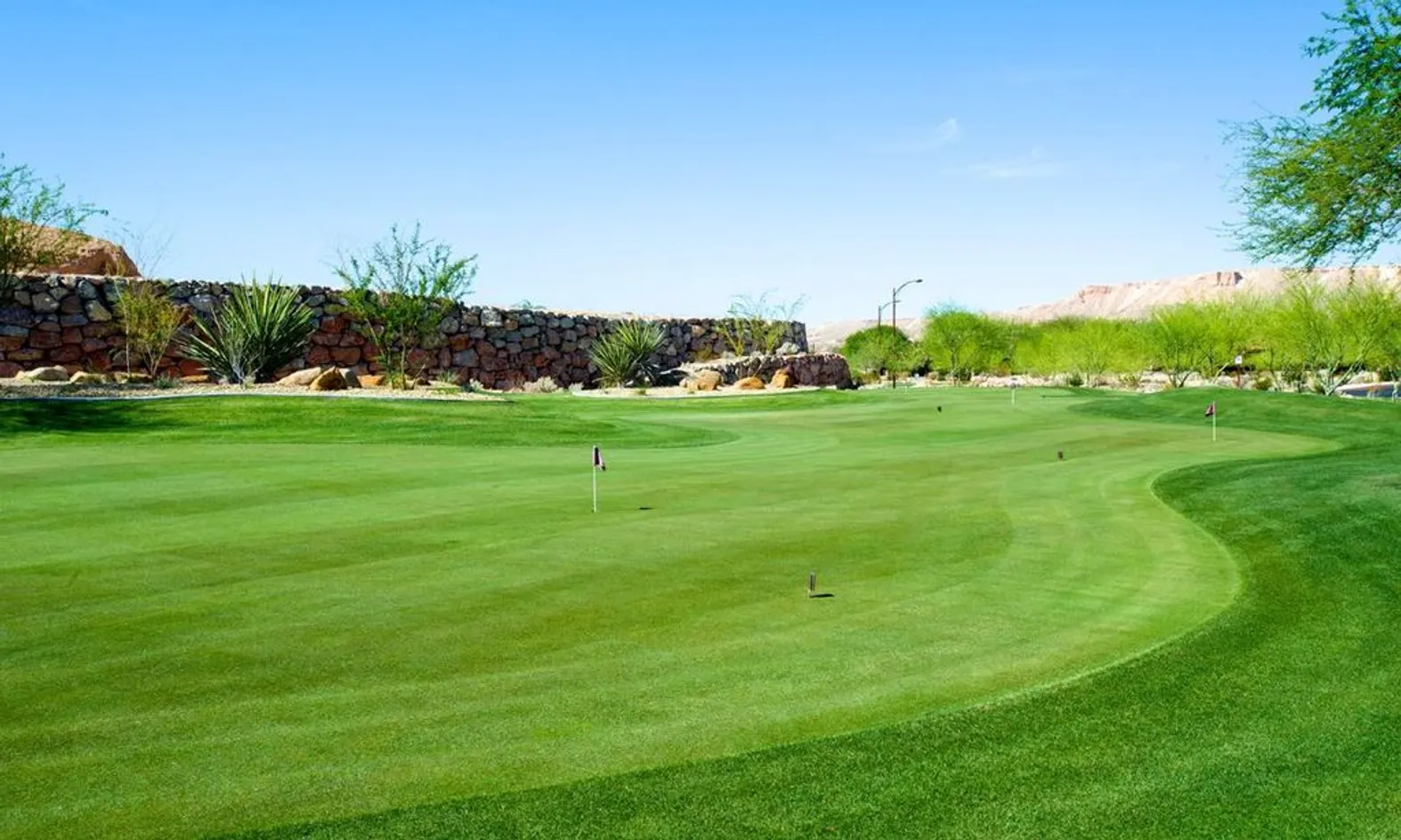 18-Hole Putting Course