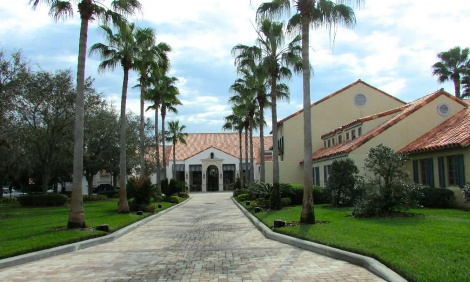 Palms Amenity Complex - 19,000 Sq. Ft.