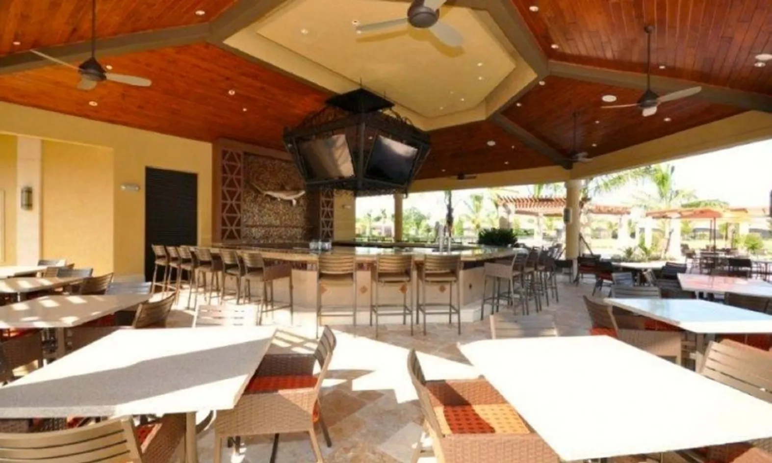 Casual Dining