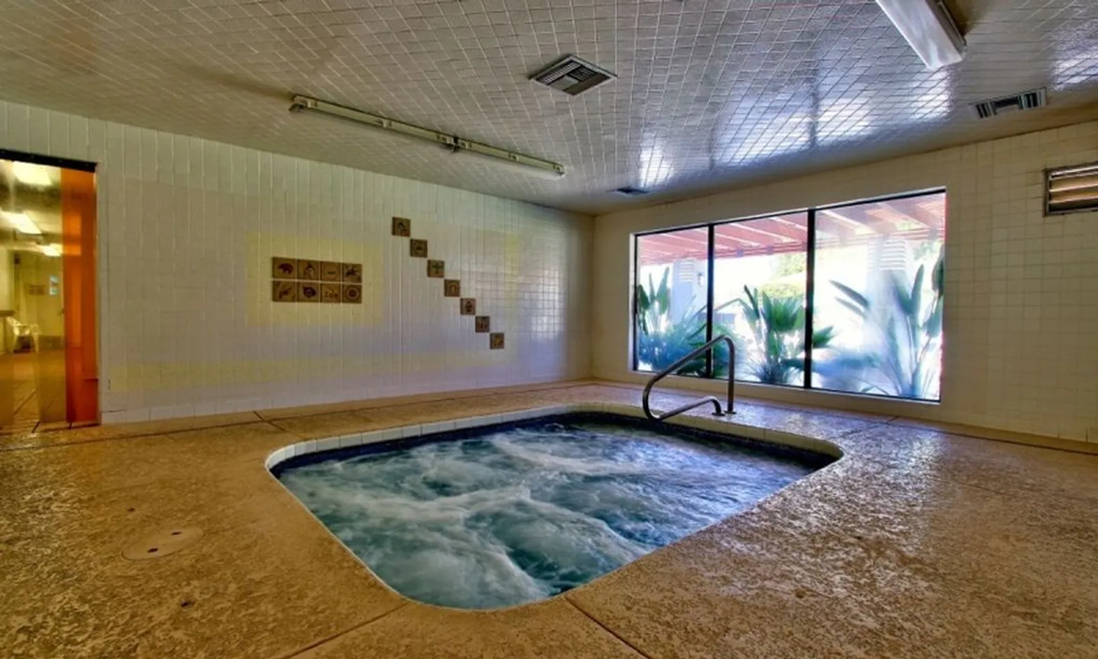 Jacuzzi