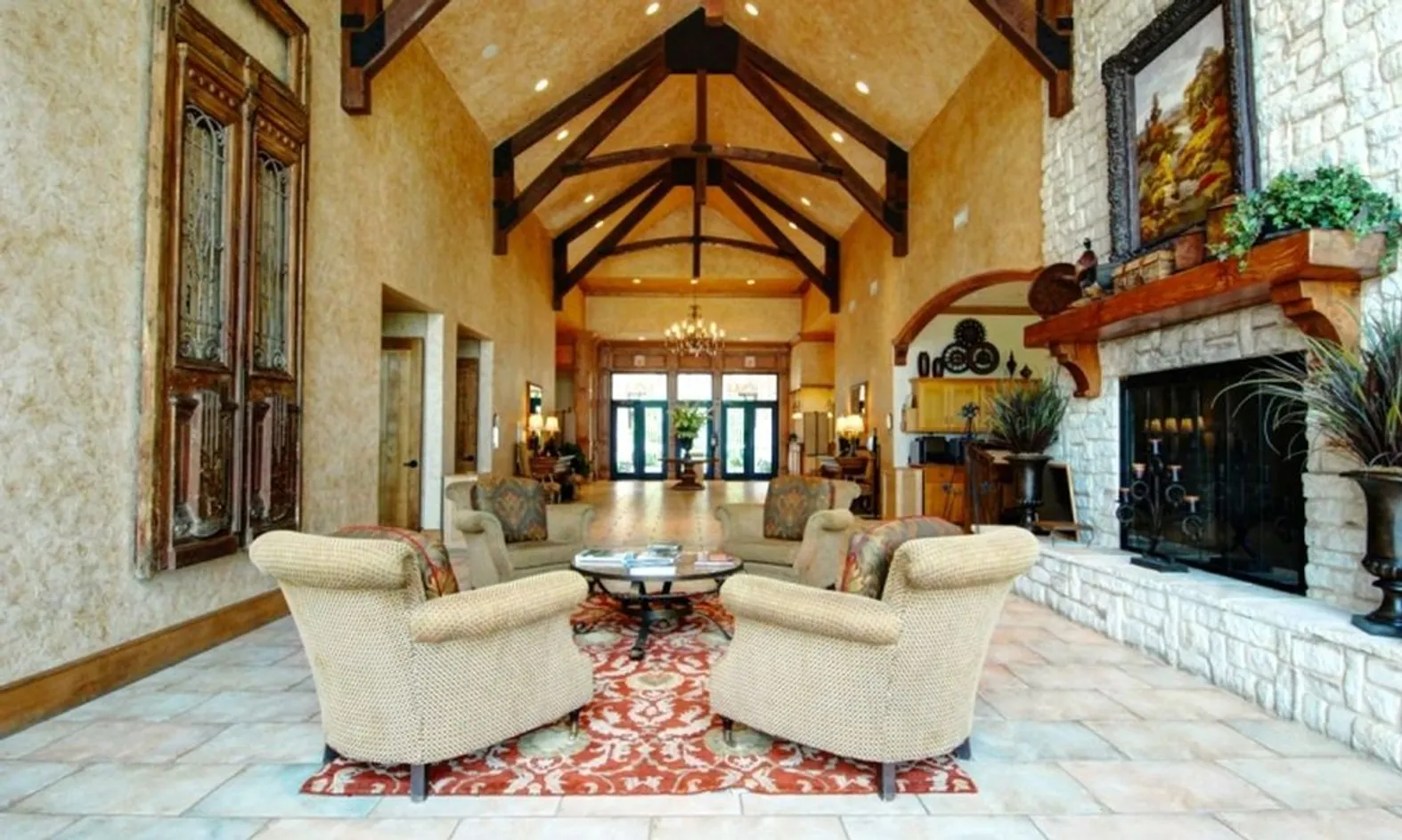 Clubhouse Lobby