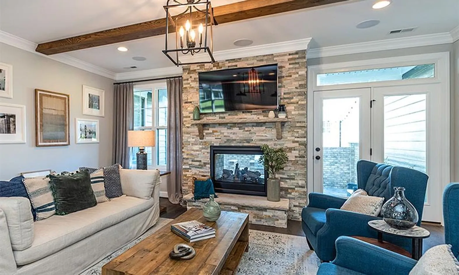 Model Living Room