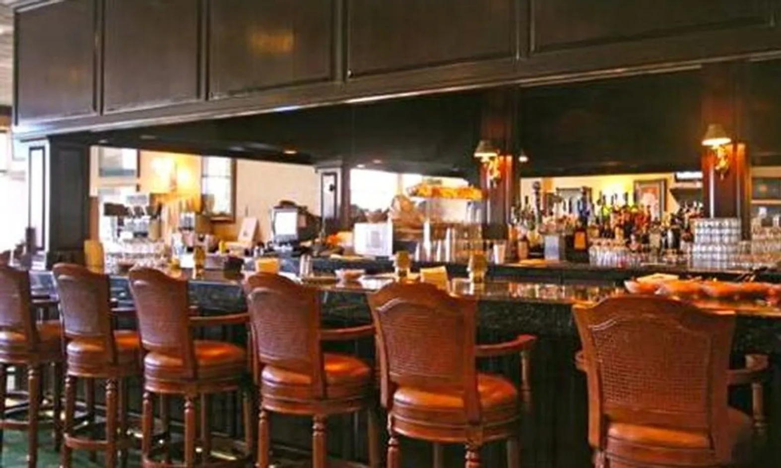 Lounge Bar